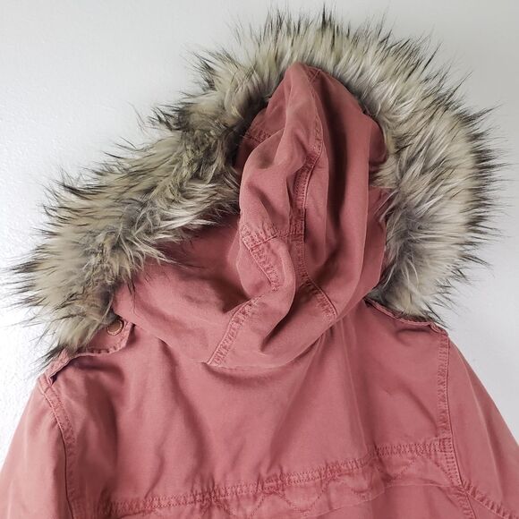 Women's American Eagle Outfitters Pink Winter Overcoat Faux Fur Jacket Medium - Picture 5 of 14